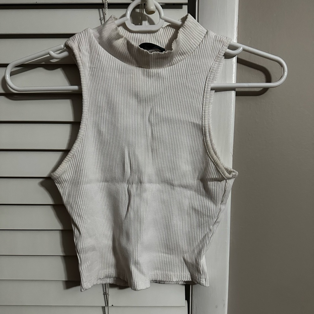 NWOT white cropped top